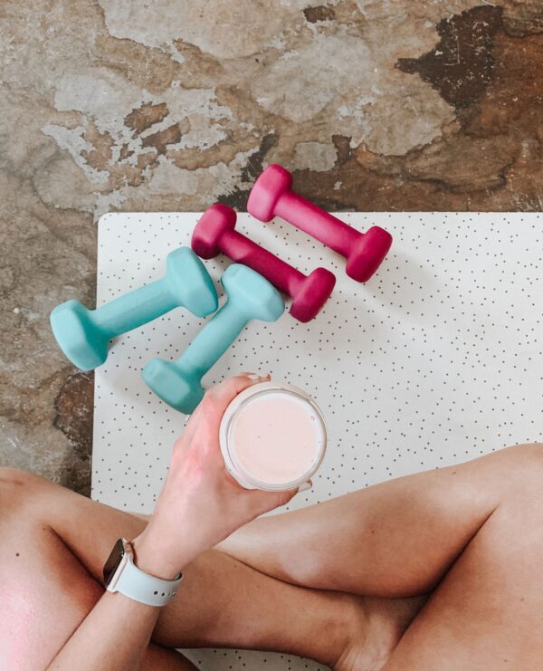 derick-mckinney-__QqvTI5Edc.jpg Biologische Wei Proteïne Concentraat 80% - BIO Whey Protein